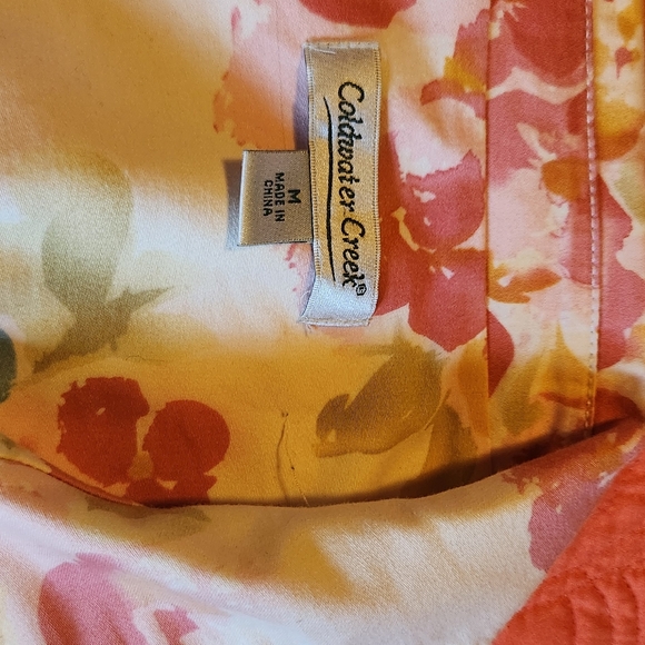 Coldwater Creek Flowered Jackey - Picture 3 of 3